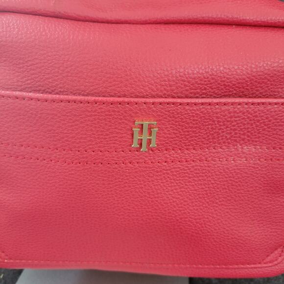 Tommy Hilfiger red leather purse Bag Crossbody - Picture 2 of 14